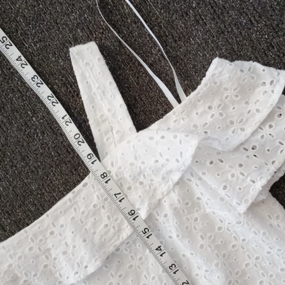 🤍Cremieux🤍 - White Eyelet Cold Shoulder Jane Top - Picture 12 of 12